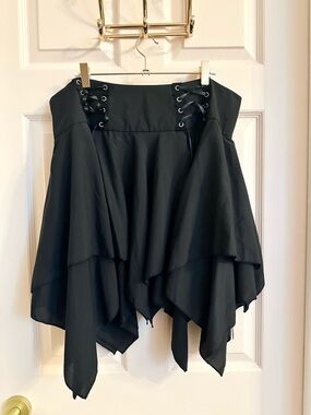 NWT black romwe skirt